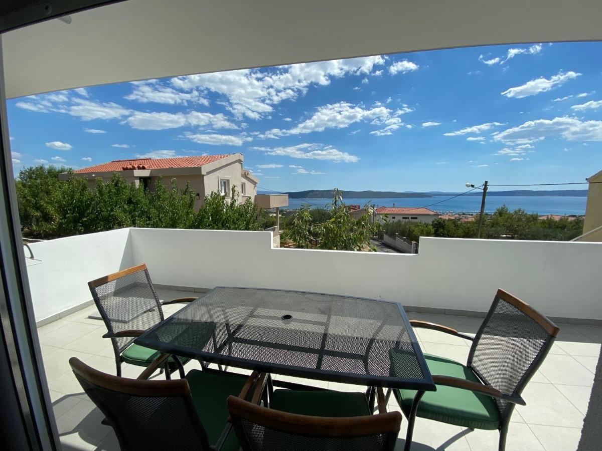 Apartamento Apartman Mila Kaštela Exterior foto